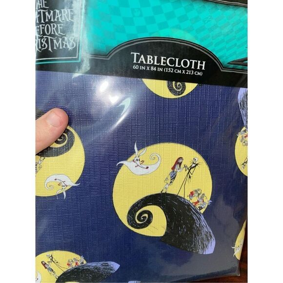 NWT Nightmare Before Christmas Tablecloth - Picture 2 of 3
